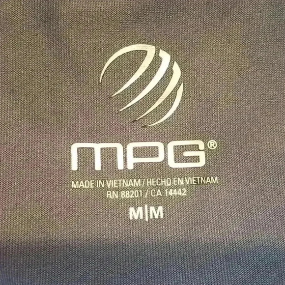 TRAVEL DRESS SIZE MEDIUM - Picture 8 of 10